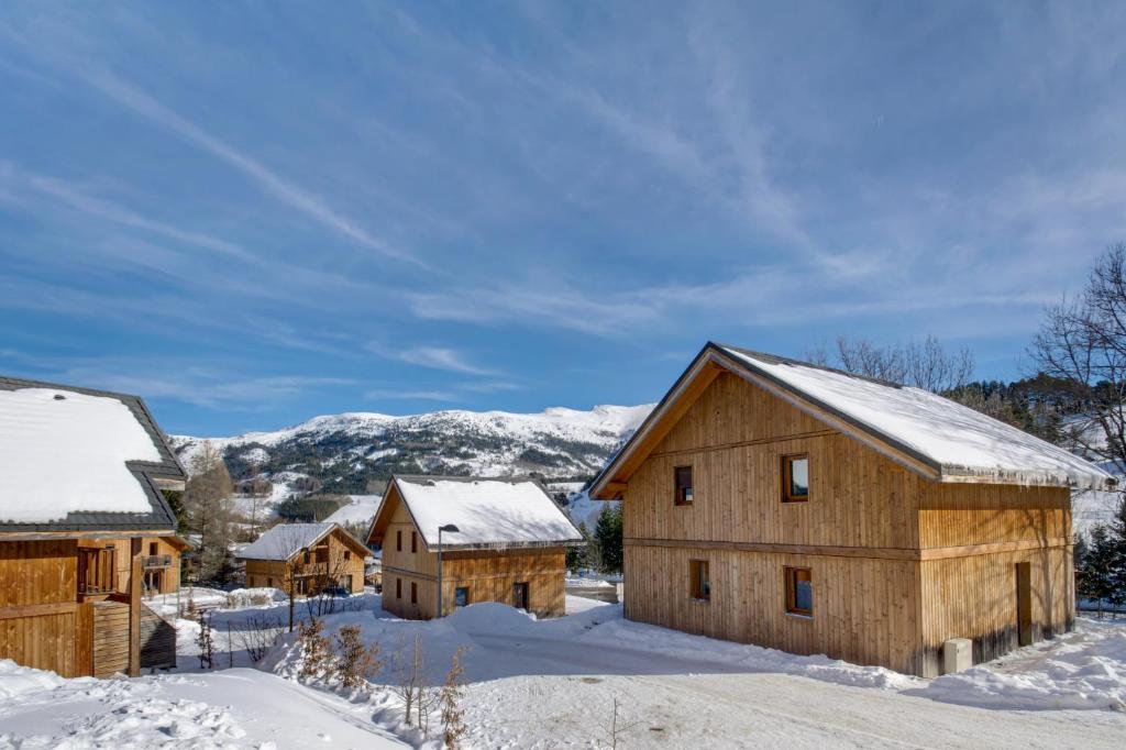 RÉSIDENCE LES GENTIANES** Gresse en Vercors Isère